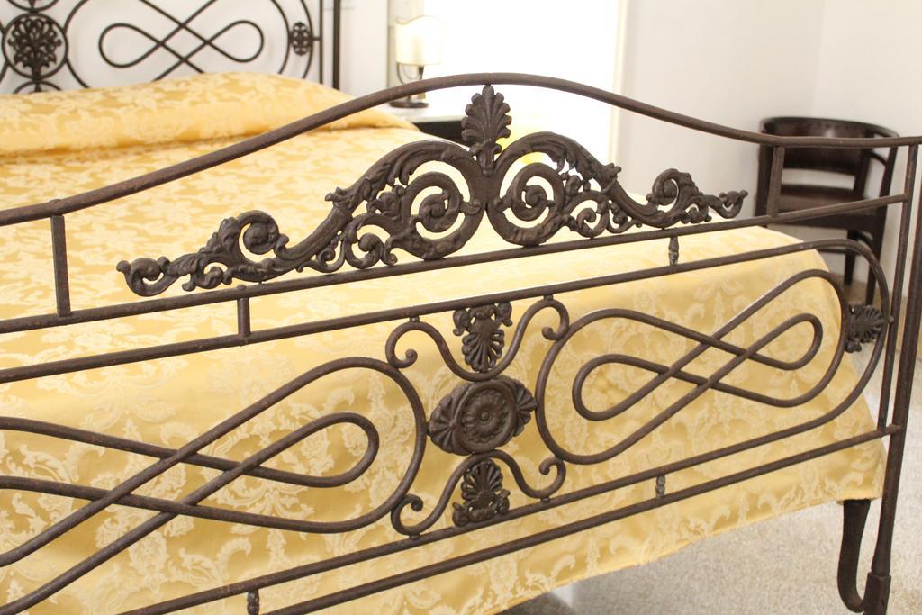 Bed and Breakfast Palazzo Bitonti Gagliano del Capo Exterior foto